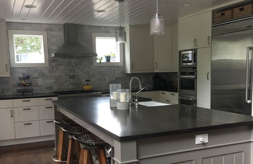 Erie Casa | Colorado Family FUN!! *POOL*HOT TUB*PARK