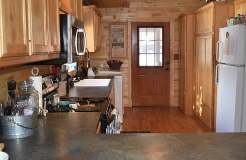 Alpine Village Cabina | Colorado Mountain Retreat