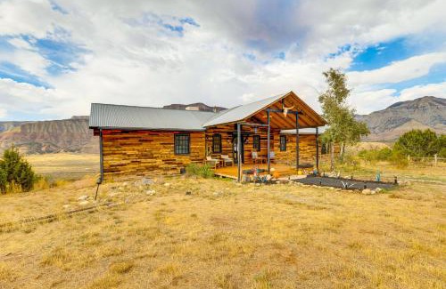 Battlement Mesa Casa | Colorado River Getaway in Parachute Dogs Welcome!