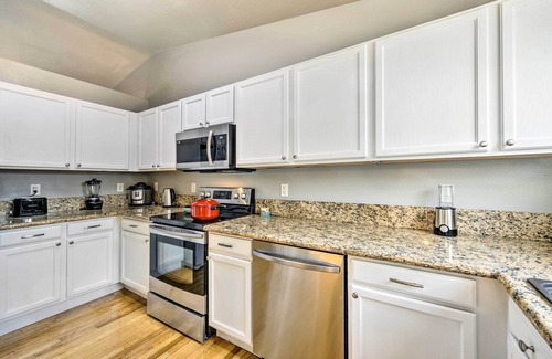 Northeast Colorado Springs Casa | Colorado Springs Vacation Home - Walk to Park