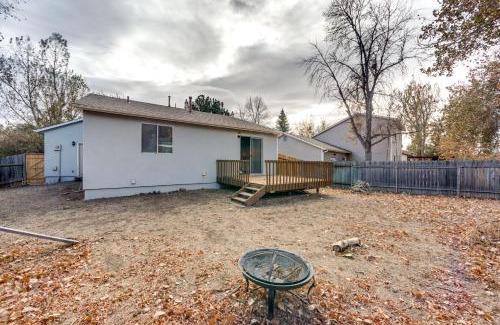 Northwest Colorado Springs Casa | Colorado Springs Home Large Backyard with Fire Pit!