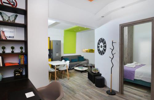 Nea Smirni Apartamento | Colorful Apt. Near Nea Smirni Square