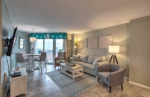 Sneads Ferry Apartamento | Colorful Beachfront Condo with Resort Amenities