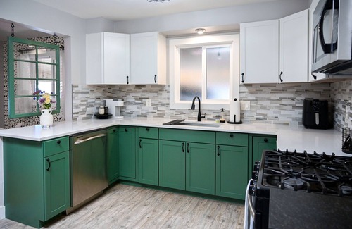 Twin Lakes Casa | Colorful CO Home — 10 mins to DT Denver, pool table, & covered back patio!