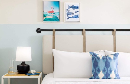 New Town Hotel | Colorful Key West Escape | Pools, Food Trucks, Karaoke Night & Free Shuttle
