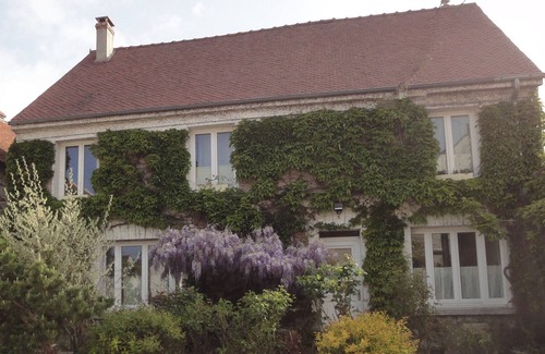 Saint-Augustin Casa | Colores y jardín