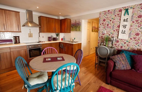 Welwyn Garden City Apartamento | Colourful Quirky Apartment Opposite Shire Park