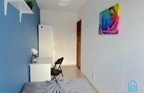 Gdansk City Center Casa | Colourful Room