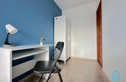 Gdansk City Center Casa | Colourful Room