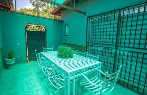 Pretoria Apartamento | Colourfully cosy