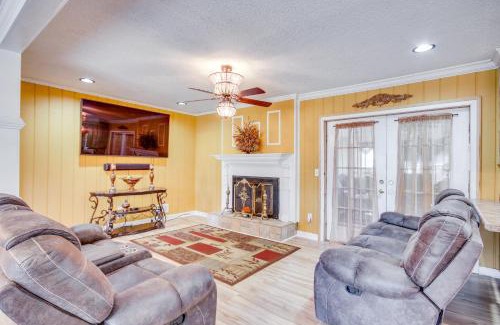 Dentsville Casa | Columbia Home Rental with Hot Tub 9 Mi to UofSC!