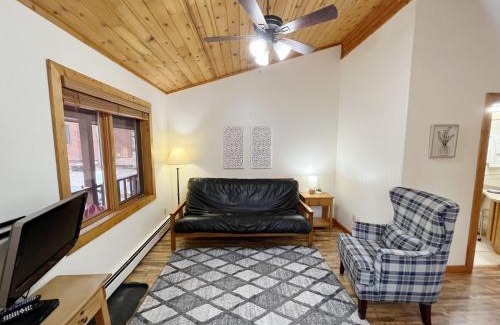 Woodland Park Cama Y Desayuno | Columbine B Cabin Suite