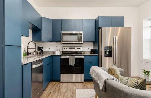 Downtown Columbus Apartamento | Columbus Gem with Pool Table! Pets Welcome!