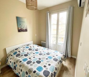 Gares Apartamento | Comédie ST-Roch - T2 - Hypercentre Gare - CLIM & NETFLIX