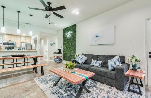 New Braunfels Apartamento | Comal Condo - Riverfont Complex Across from Schlitterbahn