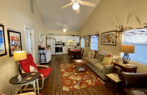 New Braunfels Casa | Comal Inn