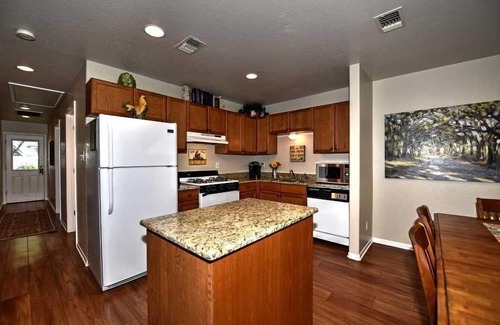 New Braunfels Cabaña | Comal River Cottages 403-B