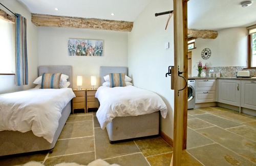 Wadeford Casa | Combe Barn