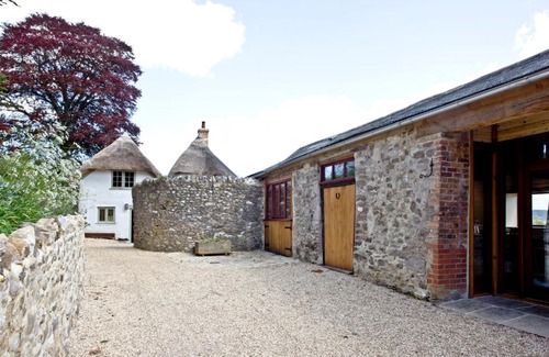 Wadeford Casa | Combe Barn