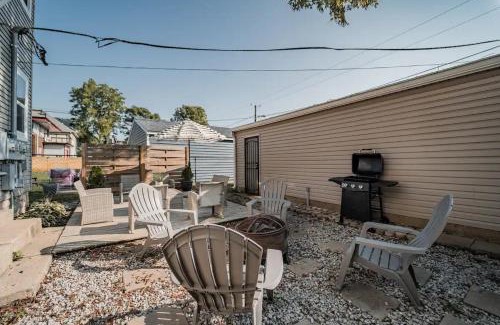 Near Northside Apartamento | Combined 3rd & 4th unit