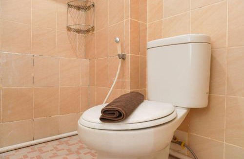 Rawasari Apartamento | Combined and Spacious 3BR at Green Pramuka City Apartment By Travelio