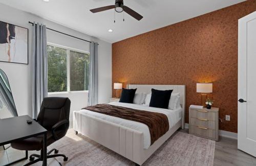 MLK Casa | Combined Home Near Downtown and East Austin Up to 18