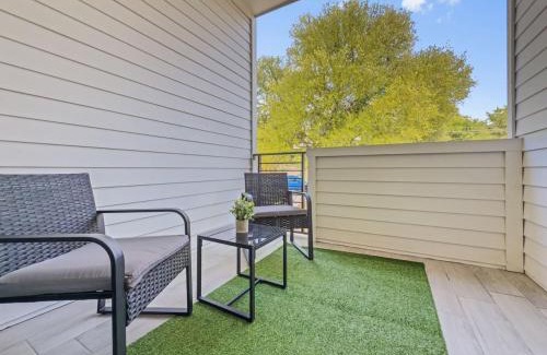 MLK Casa | Combined Home Near Downtown and East Austin Up to 18