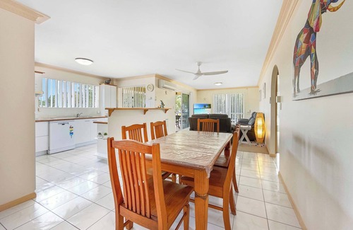 Bellara Apartamento | Combined Units Perfect for Families Bribie Island