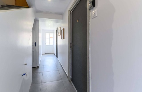 Tremblay-les-Gonesse Apartamento | Come and discover the cocoon of l'impasse in Tremblay en France with our Deluxe studio!