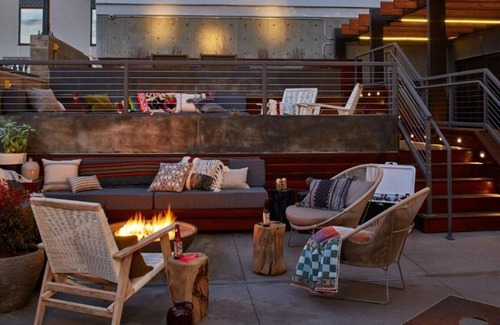 Cherry Creek Casa | Come and play with us at our Cherry Creek Hotel