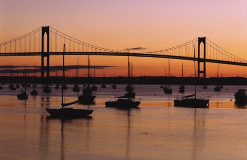 Yachting Village Apartamento | ¡Ven a celebrar la primavera en Newport!