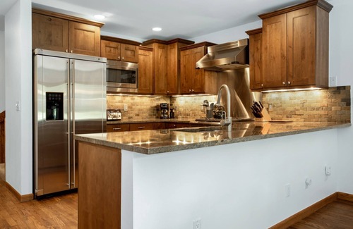 Eagle-Vail Casa | Come Enjoy Our 3000 Sq Ft Home & Built-In Hot Tub - Gather Up Your Family and Friends!