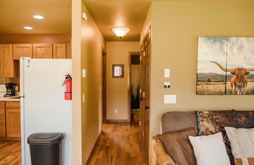 Hill City Cabina | Come enjoy Saddle Ridge!