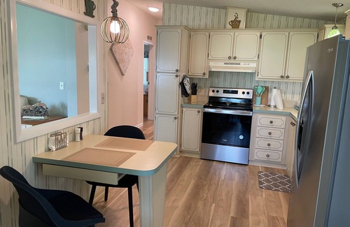 Silver Lake Casa | Come Enjoy The Golf Course View! This 2 bdrm Home Awaits You
