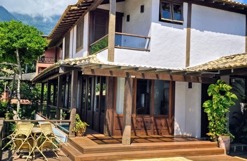 Sao Pedro Casa | Come enjoy your vacation in Ilhabela… CasaBela is pet-friendly