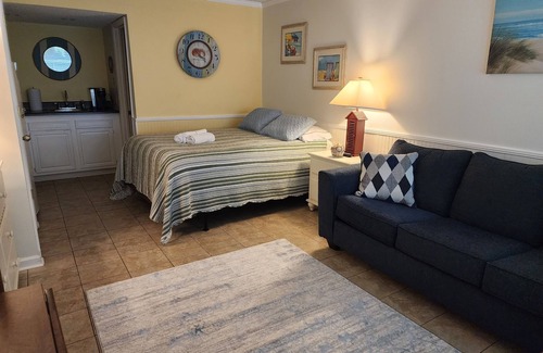 Atlantic Beach Apartamento | Acceso a la playa, gran piscina; con piscina para niños, wifi, televisión de pantalla plana, acceso a la rampa para botes
