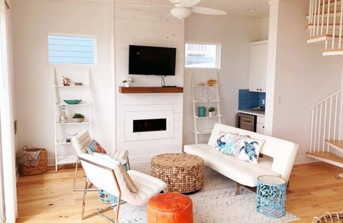 Gulf Palms Casa | Come Home to an Oceanfront, Beachfront Texas Gulf Coast Cottage On The Water