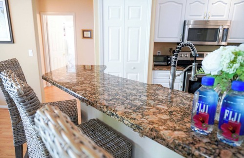 Sebastian Highlands Casa | Come Home to Paradise…. Screened in pool with covered lanai and hot tub