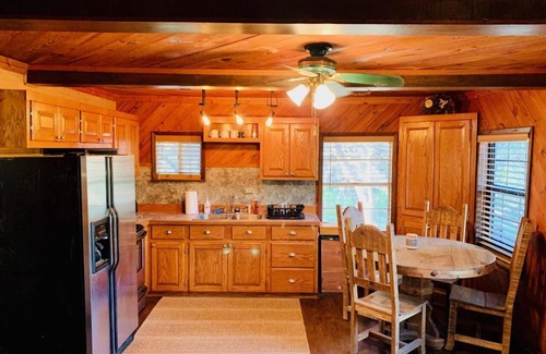 Mathis Casa | Come Home to the Country