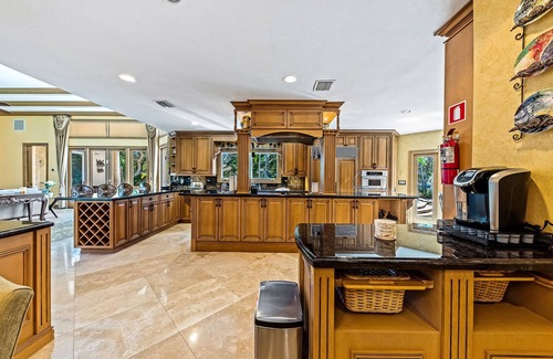 Harbor Beach Villa | “Come On and Get Happy” in Fort Lauderdale