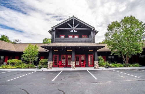 North Creek Condominio | Come stay at Alpine Lodge for amazing views!