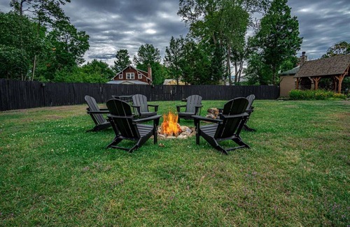 North Creek Condominio | Come stay at Alpine Lodge for amazing views!