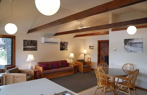Weare Complejo | Come stay at our four season resort!