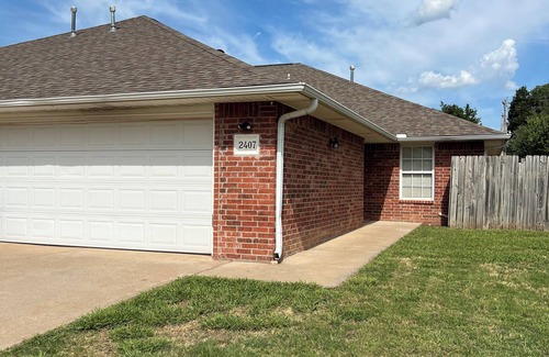 Stillwater Casa | Come stay with us at Casa de Cowboys for OSU game days or fun family weekends.