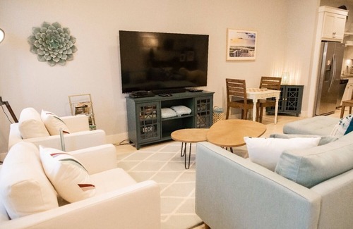 Cinnamon Shore Condominio | ¡Quédate con nosotros en nuestro condominio de Shorehaven! Amplio y relajante 2 habitaciones / 2 baños
