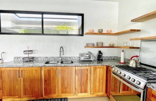 Uvita Casa | Come visit Villa Uvita, centrally located in the heart of town.