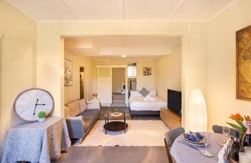Yeronga Casa | Comfort 1 Bedroom Cottage Retreat Yeronga