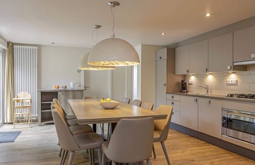 Leiwen Casa | Comfort 10-person bungalow in the holiday park Landal Sonnenberg