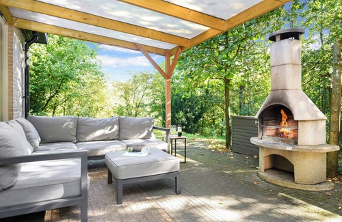 Eerbeek Casa | Comfort 4-person bungalow in the holiday park Landal Coldenhove