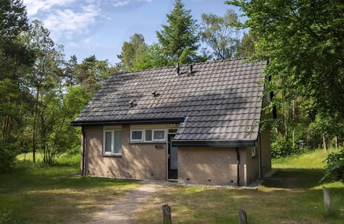 Nieuw-Milligen Casa | Comfort 8-person bungalow in the holiday park Landal Rabbit Hill